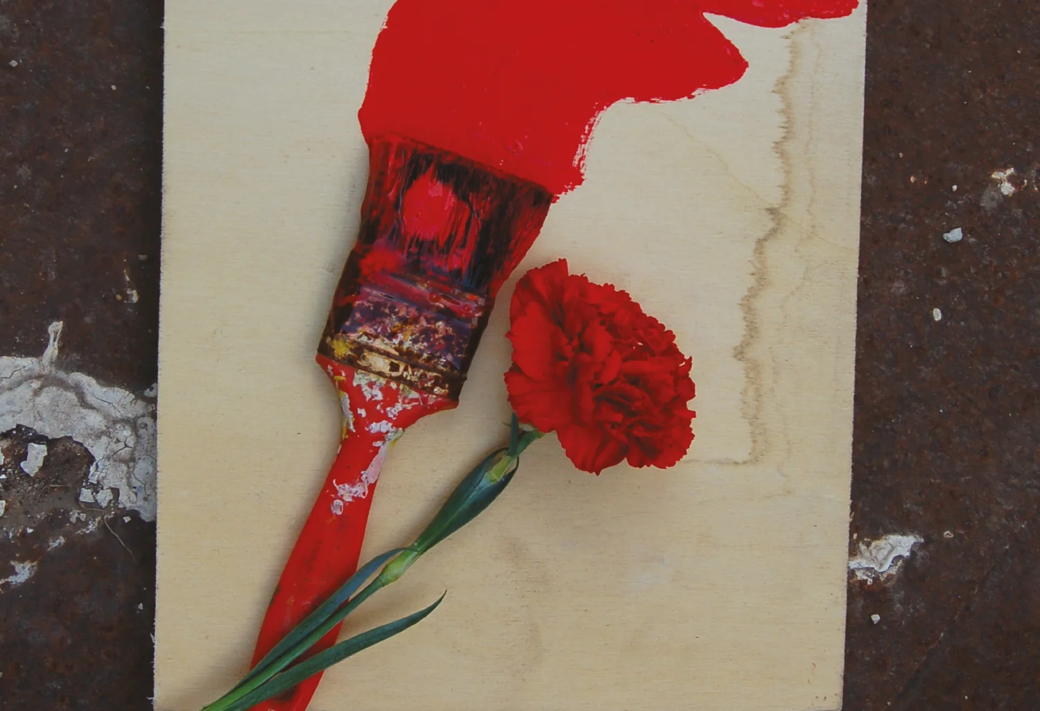 Exposição “Pela Paz, por Abril” em Quarteira