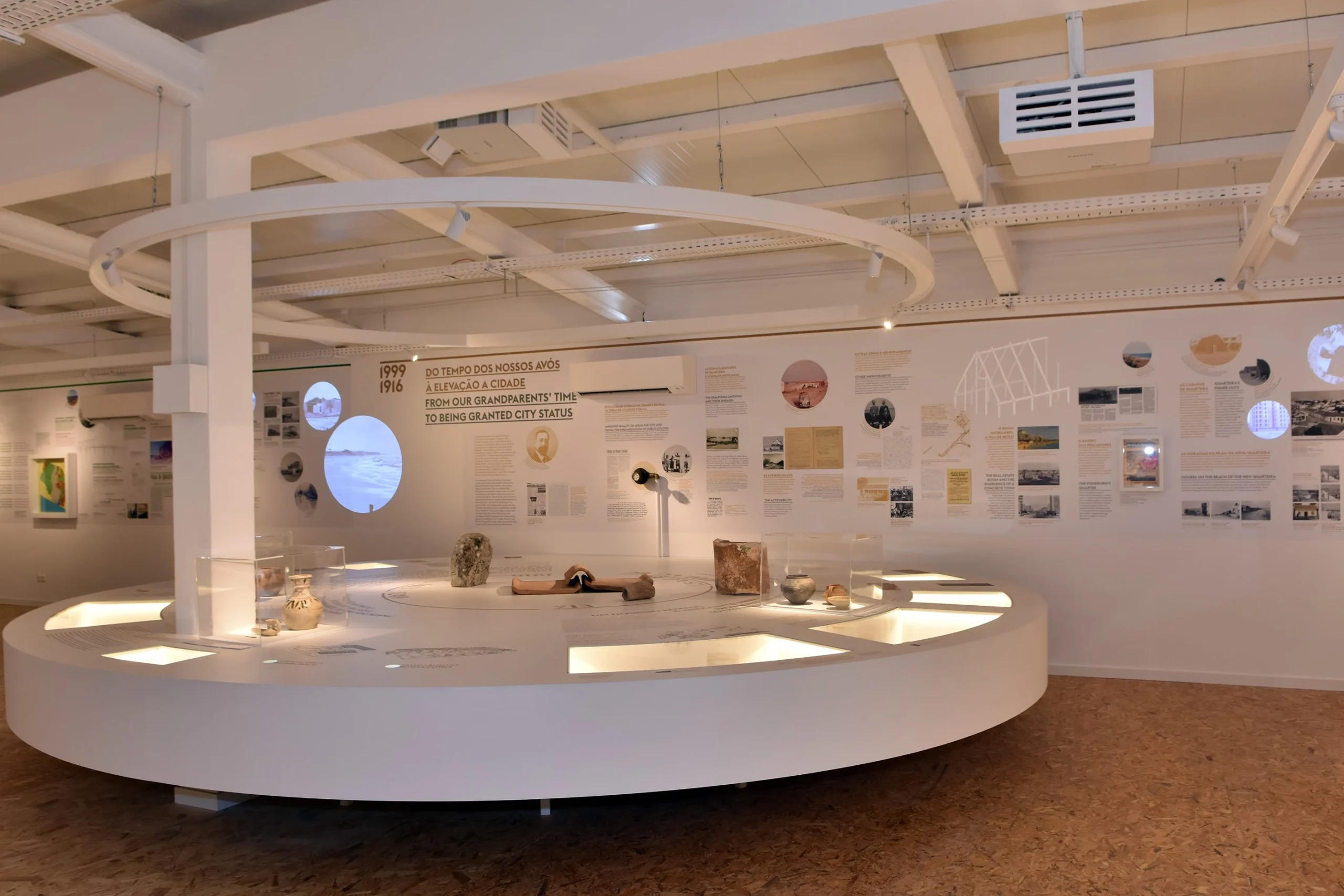 História de Quarteira revisitada nas noites de verão